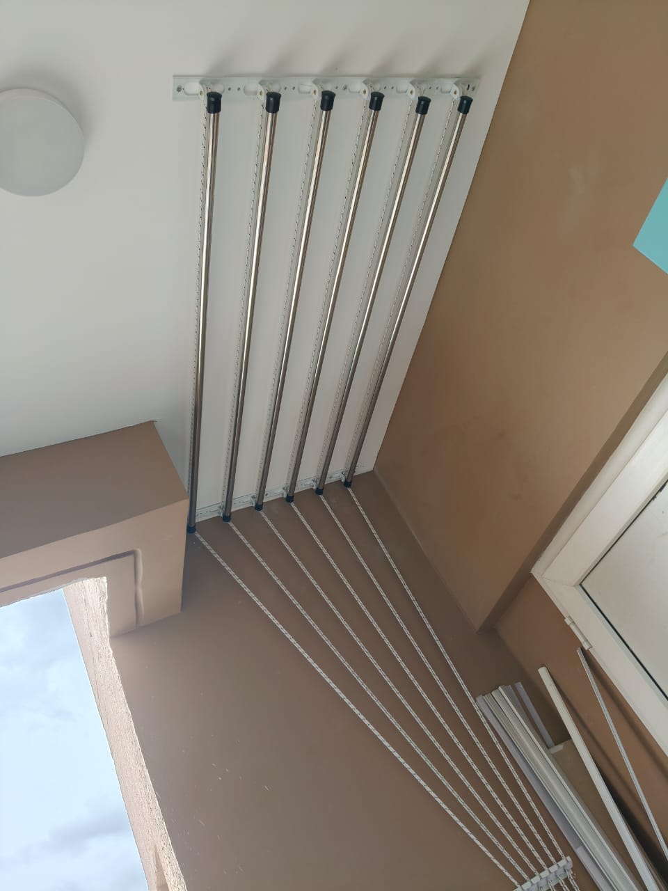 Ceiling Cloth Hanger 2